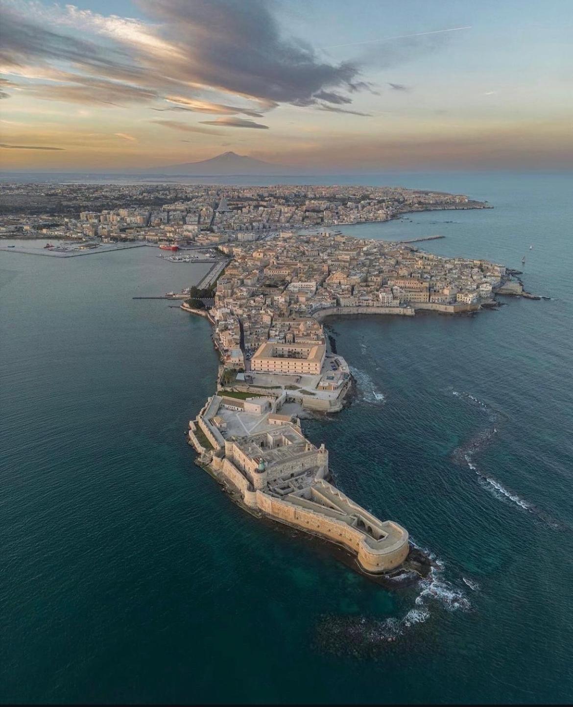 Aqua Suites Doria Syracuse Buitenkant foto