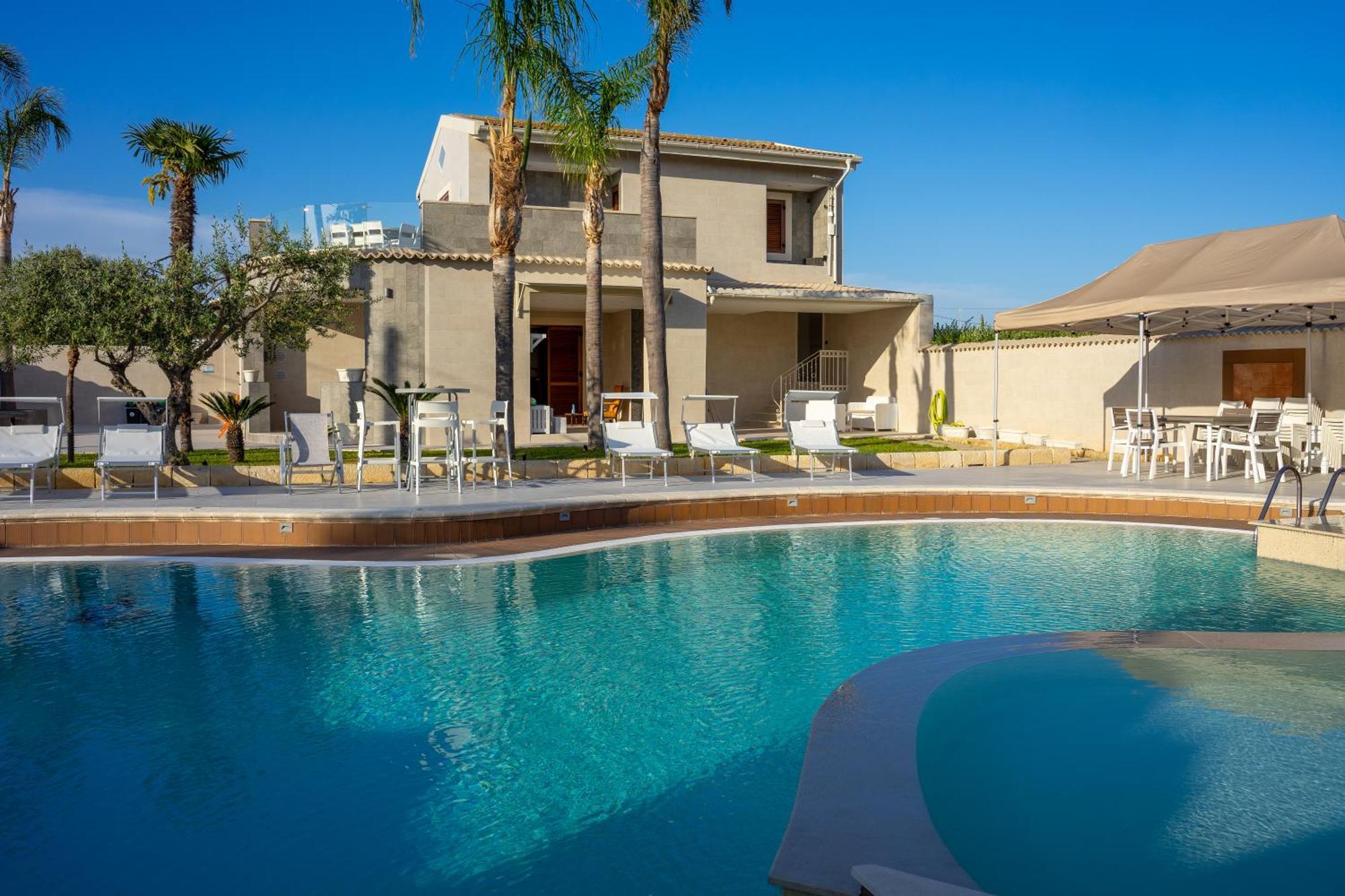 Aqua Suites Doria Syracuse Buitenkant foto